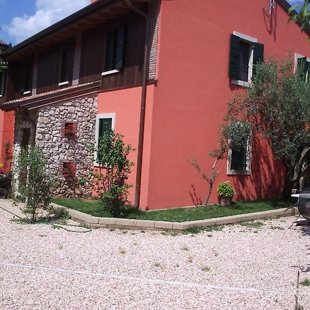 ורונה Agriturismo Corte Carolina מראה חיצוני תמונה